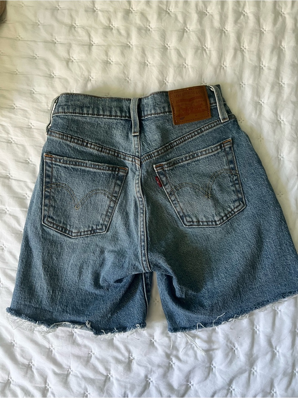 Levi’s Jorts - Picture 2 of 2